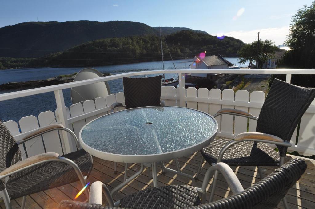 Gulen Dive Resort Dalsøyra Εξωτερικό φωτογραφία